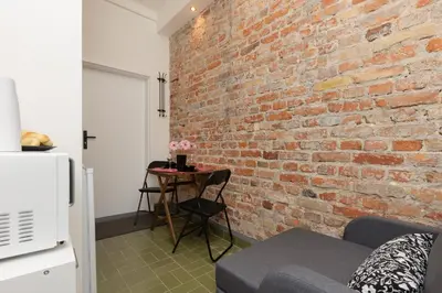 Część wypoczynkowa w obiekcie Budget-Friendly Studio Metro Wilanowska Warsaw Mokotów by Noclegi Renters