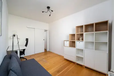 Plan piętra w obiekcie Ochota Siewierska Modern Apartment by BookingHost