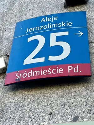 Certyfikat, podpis lub inny dokument wystawiony w obiekcie Ruby House Warsaw City Center