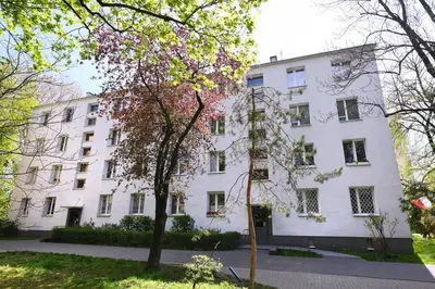 Budynek, w którym mieści się apartament