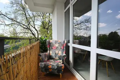 Balkon lub taras w obiekcie Saska Kępa -ul. Francuska 2' min