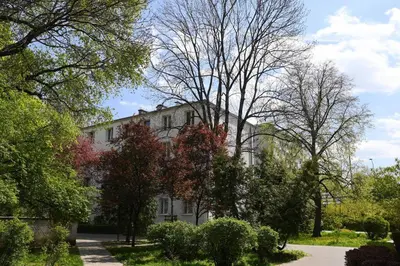 Ogród w obiekcie Saska Kępa -ul. Francuska 2' min