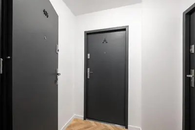 Plan piętra w obiekcie Służew 405A Apartment by BookingHost