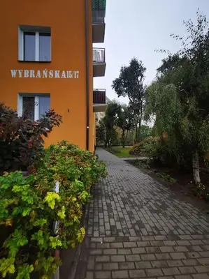 Budynek, w którym mieści się apartament