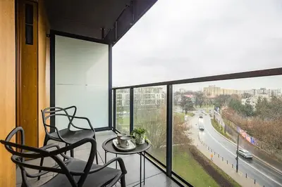 Balkon lub taras w obiekcie SuperApart Kłobucka apt345 - Parking, Blisko Lotniska