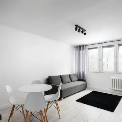 Wierzbno Modern Apartment by BookingHost