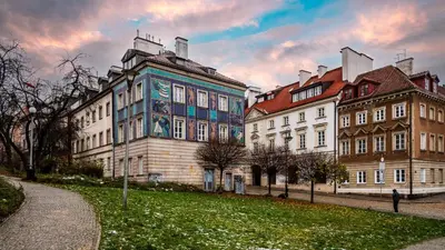 Budynek, w którym mieści się apartament