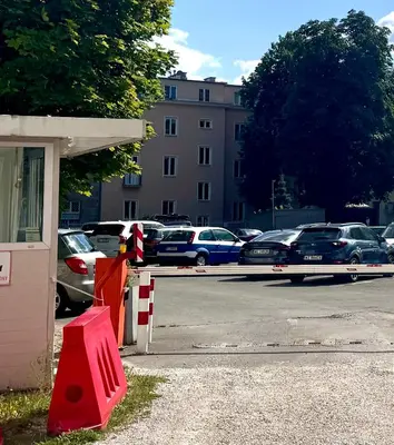 Budynek, w którym mieści się apartament
