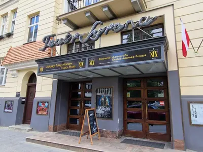 Budynek, w którym mieści się apartament
