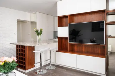 Telewizja i/lub zestaw kina domowego w obiekcie Heart of Warsaw 2BR Haven