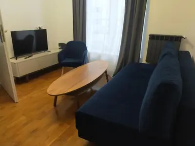 Telewizja i/lub zestaw kina domowego w obiekcie B10 Apartament Premium Wiejska2-Sejm