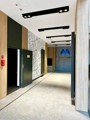 Plan piętra w obiekcie Modern space apartment