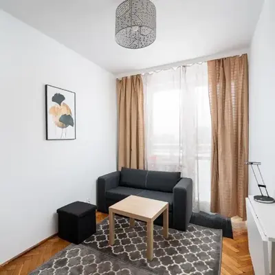Wierzbno Standard Apartment by BookingHost