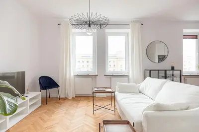 Część wypoczynkowa w obiekcie Designer Apartment in the Central Warsaw by BookingHost