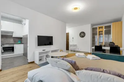 Kuchnia lub aneks kuchenny w obiekcie Metro Bemowo Comfort Studio by BookingHost