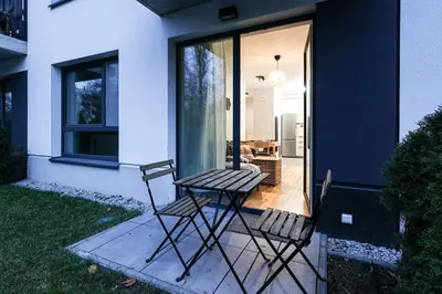 Patio lub wspólna przestrzeń na świeżym powietrzu w obiekcie 2HomeRent Nowa Mangalia