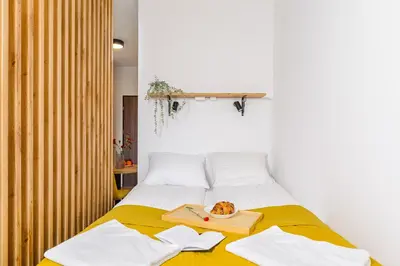 Łóżko lub łóżka w pokoju w obiekcie ShortStayPoland Komputerowa (B148)