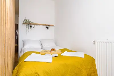 Łóżko lub łóżka w pokoju w obiekcie ShortStayPoland Komputerowa (B148)