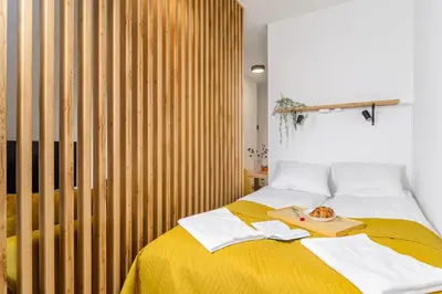 Łóżko lub łóżka w pokoju w obiekcie ShortStayPoland Komputerowa (B148)