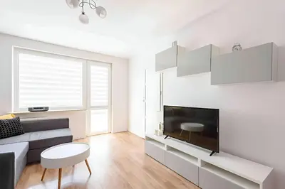 Telewizja i/lub zestaw kina domowego w obiekcie Leisure Central Zlota Lovely 2 Bedroom