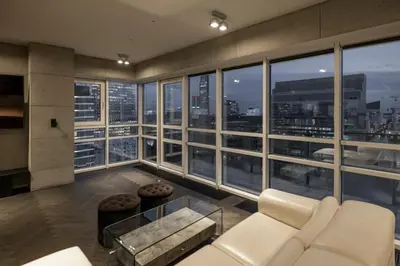 Część wypoczynkowa w obiekcie Black Pearl - Amazing City View, 130 sqm