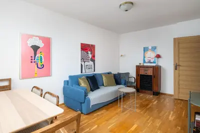 Część wypoczynkowa w obiekcie Metro Plocka Comfort Apartment by BookingHost