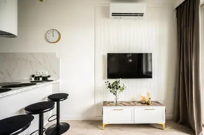 Telewizja i/lub zestaw kina domowego w obiekcie Apartment Marszalkowska Premium2 Warsaw City Center