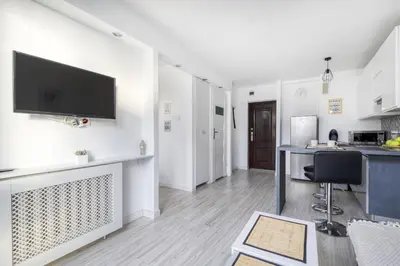 Kuchnia lub aneks kuchenny w obiekcie Central Apartment Rondo ONZ