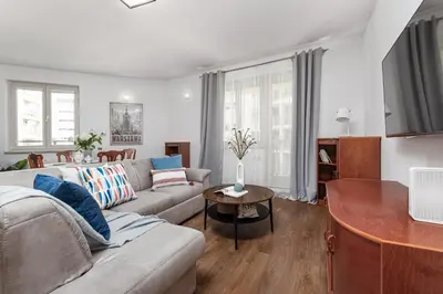 Część wypoczynkowa w obiekcie Apartament Mokotów -basen-