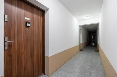 Plan piętra w obiekcie 12th Floor Wola Modern Apartment by BookingHost