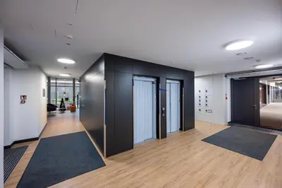 Plan piętra w obiekcie Business Park Cosy Apartment by BookingHost