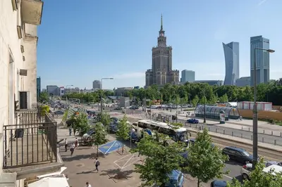 Widok na miasto Warszawa z tego apartamentu