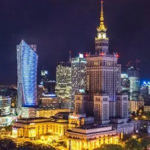 Widok na miasto Warszawa z tego apartamentu