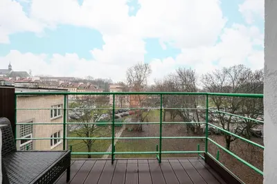 Balkon lub taras w obiekcie Old Town Colourful Apartment by BookingHost