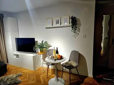 Telewizja i/lub zestaw kina domowego w obiekcie WELCOME Apartment Warsaw