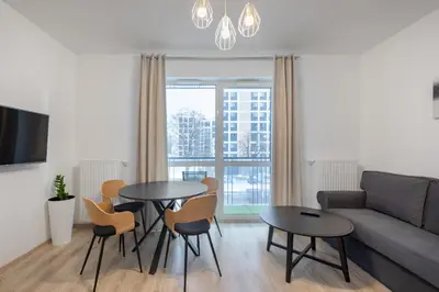 Część wypoczynkowa w obiekcie 2-108 Wola, Jana Kazimierza 32, Warsaw, cozy city view, Petrovdom Apartment