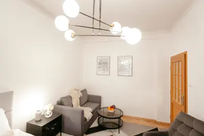 Plan piętra w obiekcie Aleje Jerozolimskie 42 - Parking Free - Better Rental