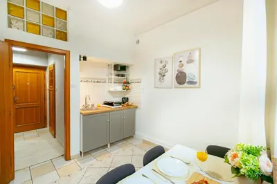 Plan piętra w obiekcie Aleje Jerozolimskie 42 - Parking Free - Better Rental
