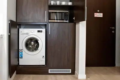 Kuchnia lub aneks kuchenny w obiekcie Gieldowa 4D - One bedroom P&O Serviced Apartments