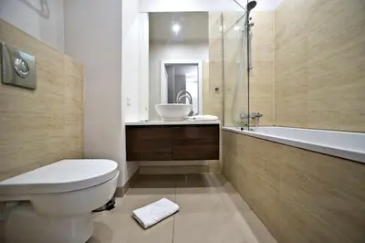 Łazienka w obiekcie Gieldowa 4D - One bedroom P&O Serviced Apartments