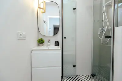 Łazienka w obiekcie Puławska 11 -Prywatny apartament 4 osobowy w centrum Warszawy - Better Rental