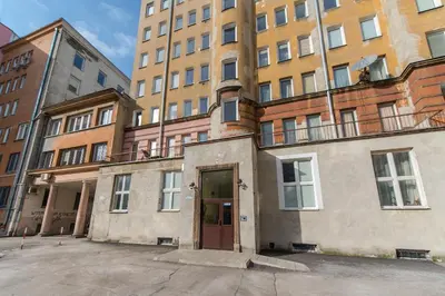 Budynek, w którym mieści się apartament