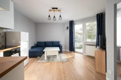 Kuchnia lub aneks kuchenny w obiekcie Bemowo Lazurowa Chic Apartment by BookingHost