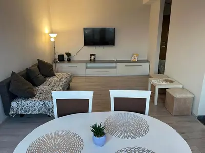 Telewizja i/lub zestaw kina domowego w obiekcie Duży Apartament na doby w centrum Warszawy