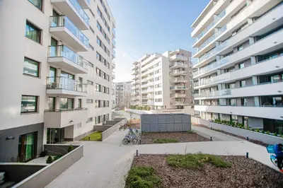 Budynek, w którym mieści się apartament