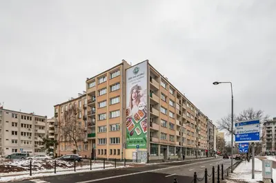 Budynek, w którym mieści się apartament