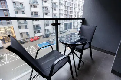 Balkon lub taras w obiekcie 2-237 Bliska Wola Tower, Marcina Kasprzaka 29, Warsaw, city view, Petrovdom Apartment