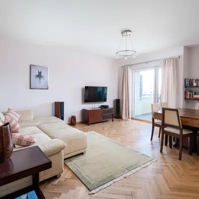 Wyględowska 2-Bedroom Apartment by BookingHost