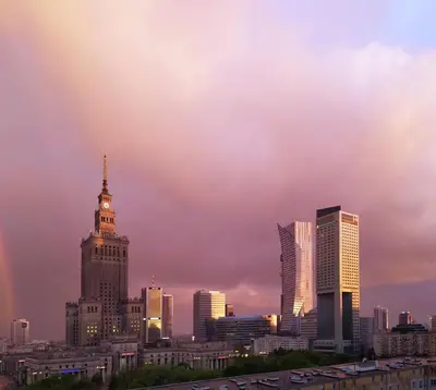 Widok na miasto Warszawa z tego apartamentu