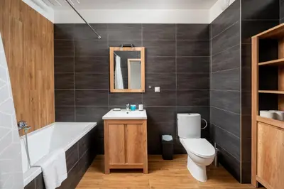 Łazienka w obiekcie Krzyżówki Comfort Apartment by BookingHost